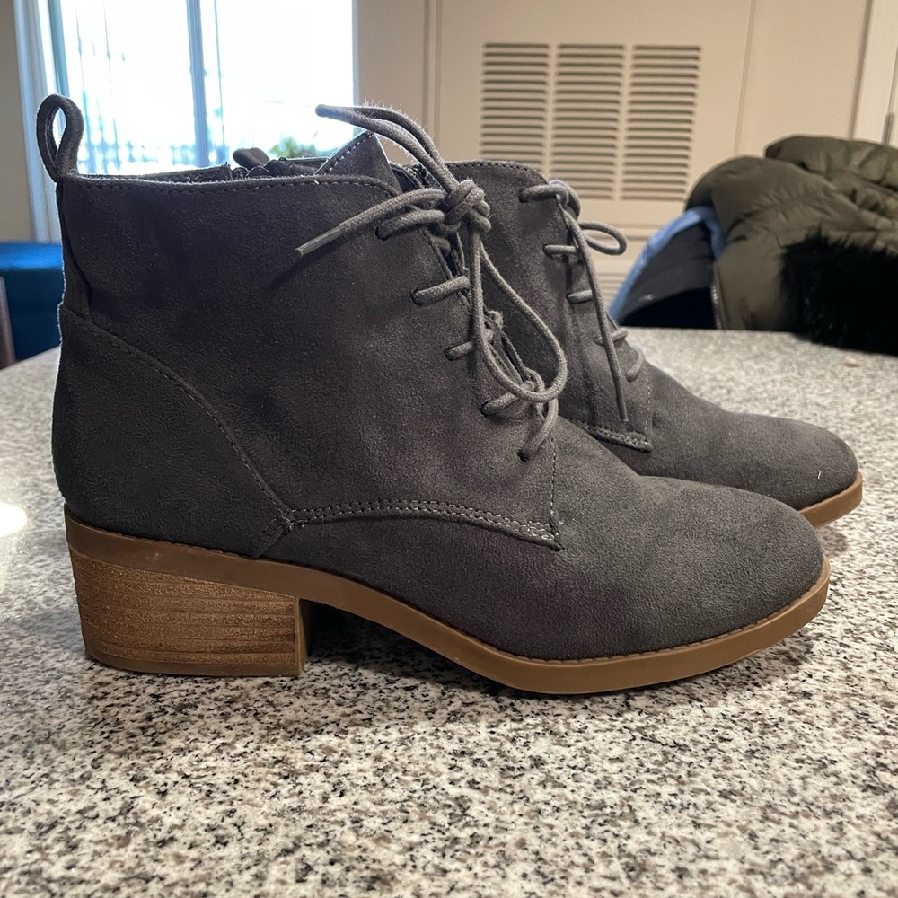 Carlos Santana Grey Booties